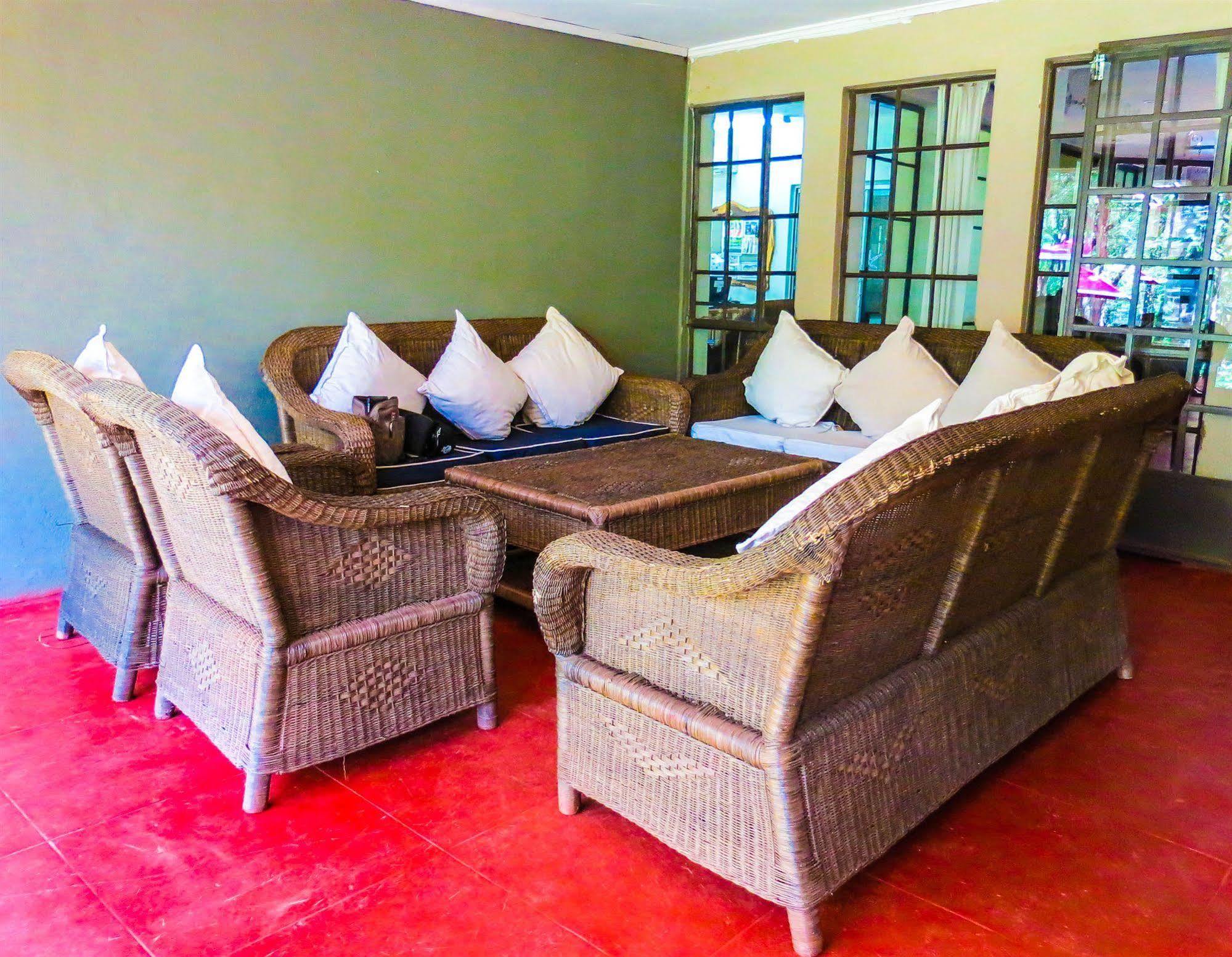 Woodlands Lilongwe Hotel Eksteriør billede